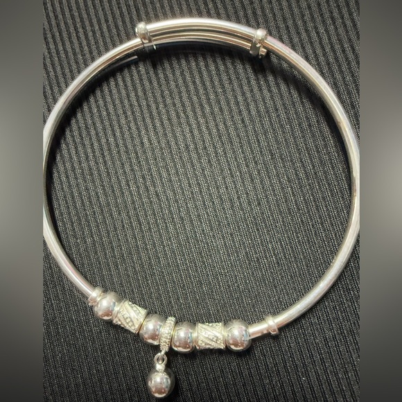 Jewelry - Ladies Charm cuff Bangle 18-20